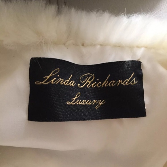 LINDA RICHARDS ivory fur rosette wrap silk lining - Picture 5 of 5